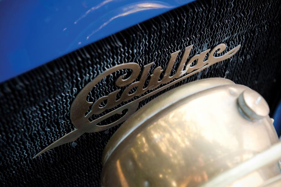  Cadillac Model F 4-Passenger Touring 1904 года  (фото 17 из 19)